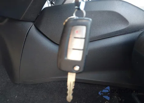 2017 Nissan Rogue S from USA, damaged, VIN 5N1AT2MT5HC780790